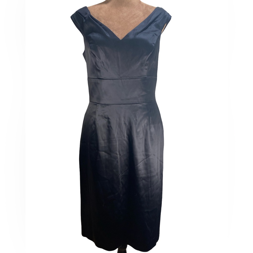 White House Black Market Black Satin Cocktail Dress 6 Sleeveless‎ Fitted Stretch